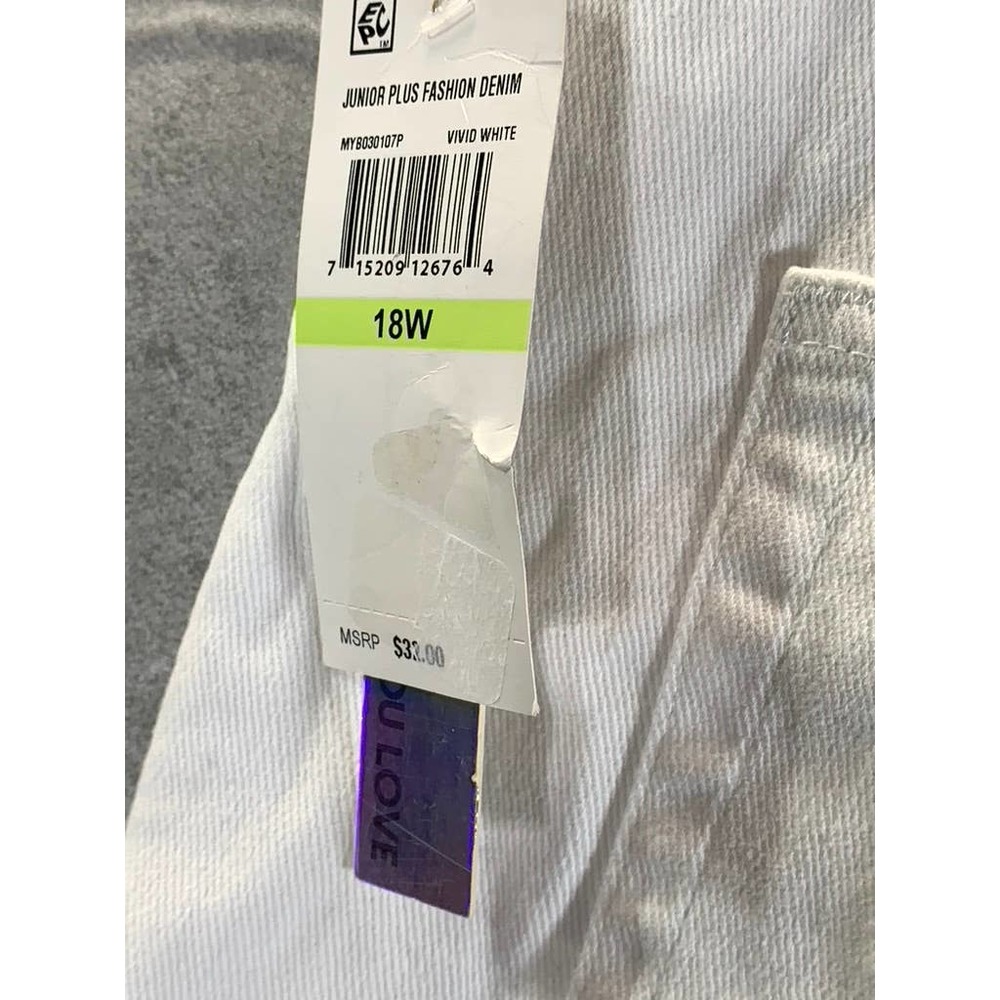 Tinseltown Juniors' Plus Vivid White Distressed Denim High-Rise Mom Shorts SZ18W - Picture 12 of 13
